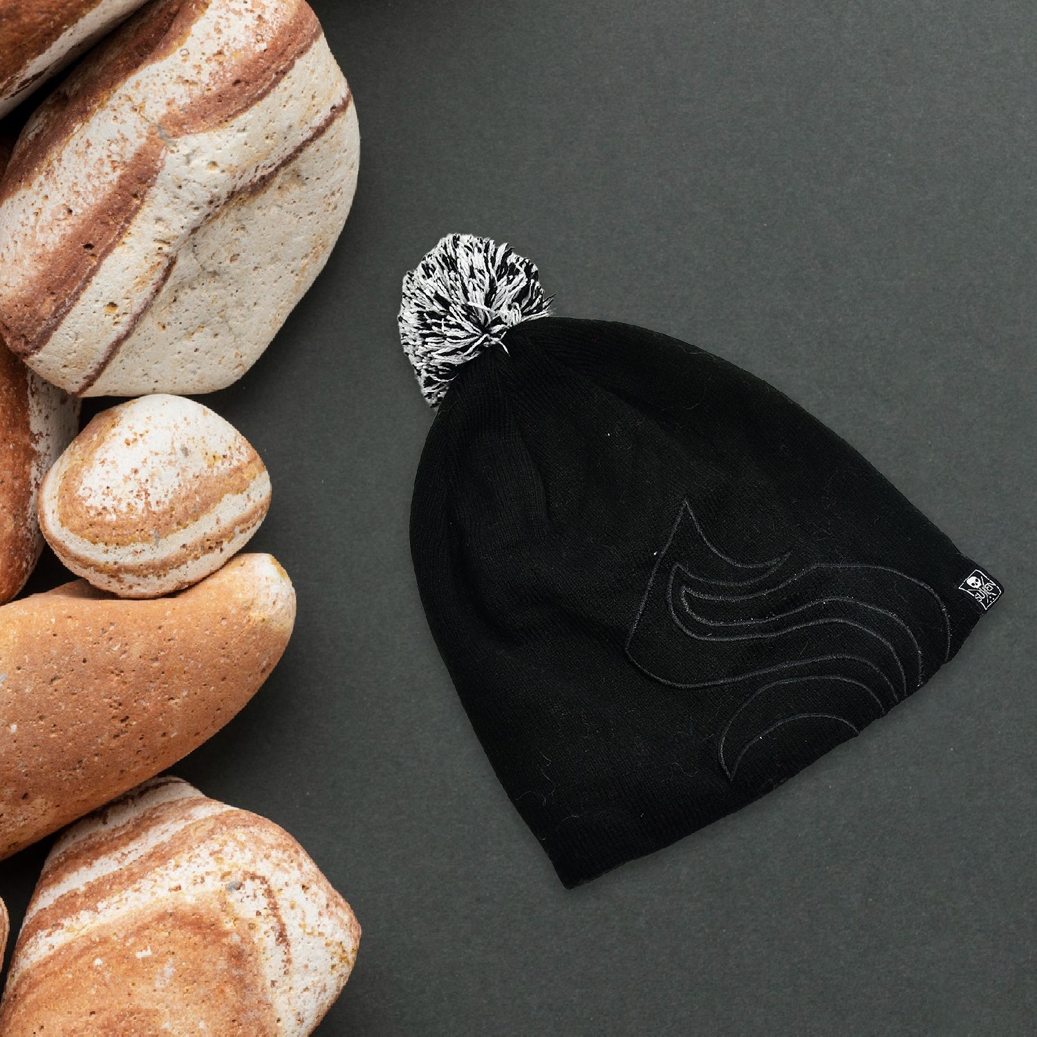 6341 Men's and Women's Skull Slouchy Winter Woolen Knitted Black Inside Fur Beanie Cap. DeoDap 6341 Men's and Women's Skull Slouchy Winter Woolen Knitted Black Inside Fur Beanie Cap. DeoDap